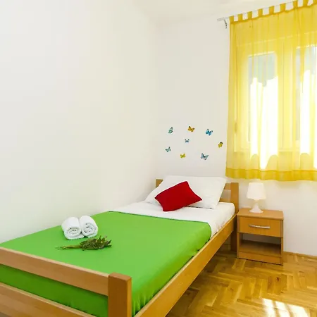 Apartments Pava Donji Okrug  Room photo