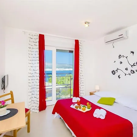 Apartments Pava Donji Okrug  Exterior photo