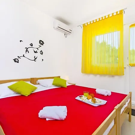 Apartments Pava Donji Okrug  Exterior photo